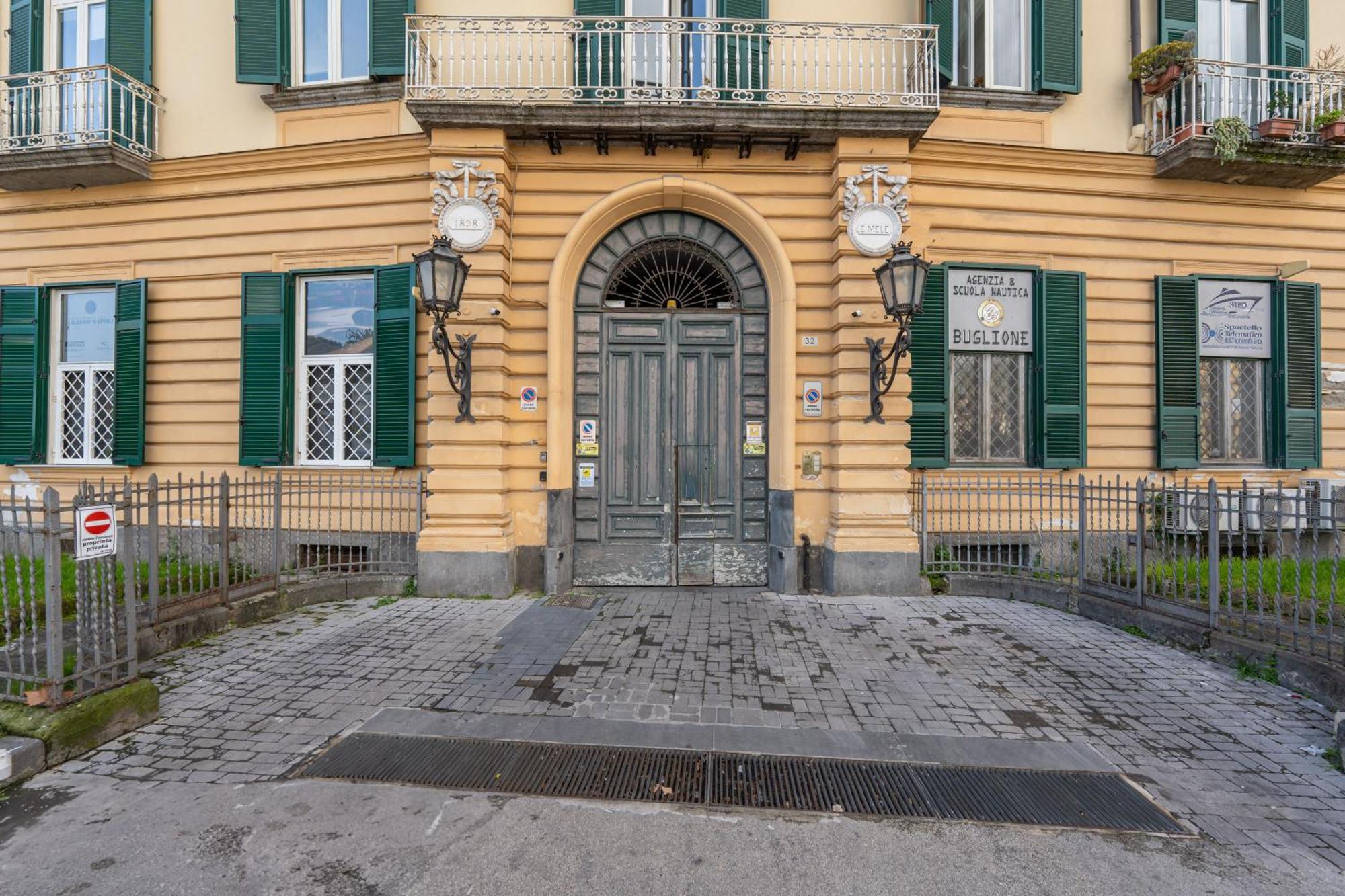Holiday home La Suitedellavvocato *